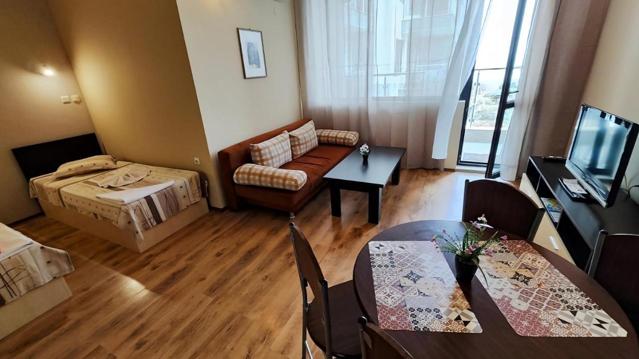 Europroperties Yalta Apartments 골든샌드 외부 사진
