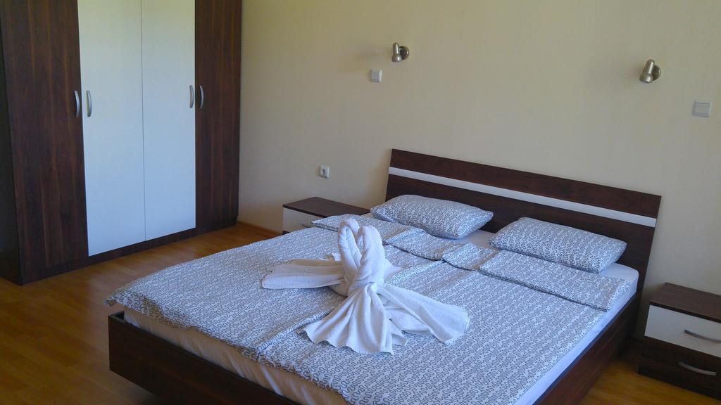 Europroperties Yalta Apartments 골든샌드 외부 사진